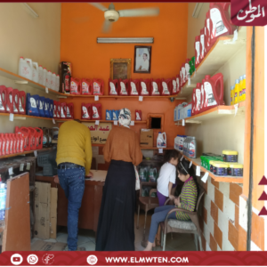 صور من داخل محل الزيوت